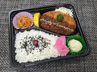 ロースとんかつ弁当